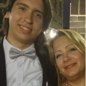 Meet your Posher, Anely https://vm.tiktok.com/ZMeR